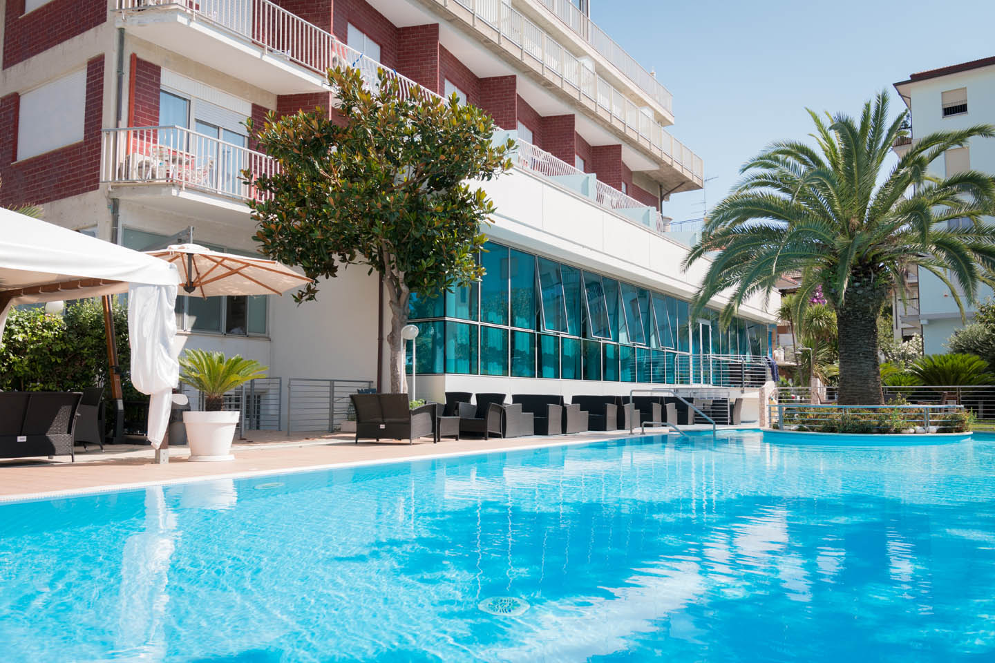 hotel san benedetto con piscina